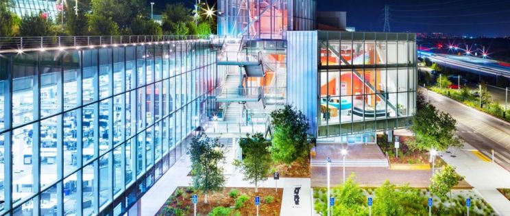 Nueva sede Facebook en Silicon Valley diseñada por el arquitecto Frank Gehry