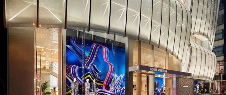 Nueva tienda de Louis Vuitton en Japón.  Maestría del volumen y el espacio de Jun Aoki y Peter Marino