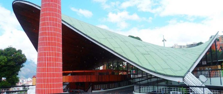 Club Táchira: El encuentro entre la idea de  Fruto Vivas y el  cálculo geométrico de Eduardo Torroja.