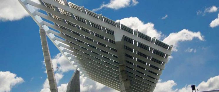 Pérgola fotovoltáica en el Fórum de Barcelona