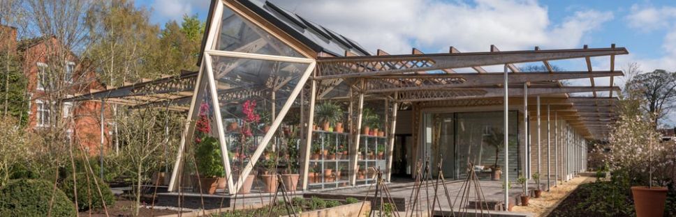 Centro Maggie de Manchester del arquitecto Norman Foster.