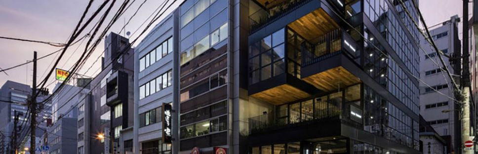 Kanda Terrace, arquitectura hostelera en altura en Tokio. Key Operation Inc. / Architects