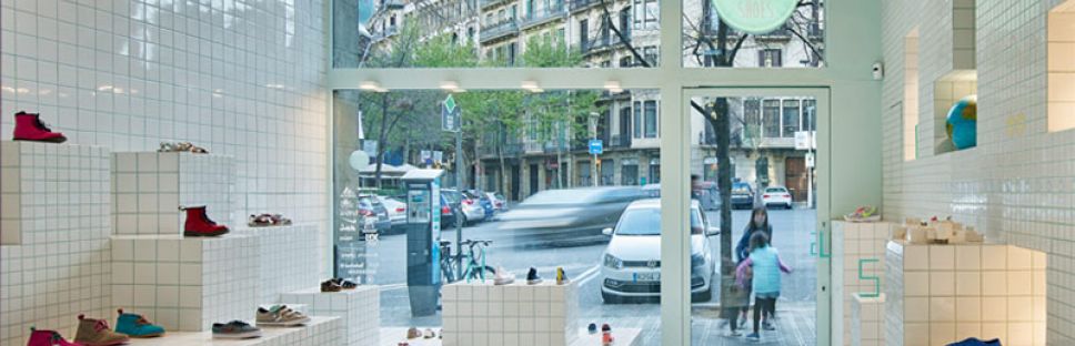 Little Shoes, un negocio con aires colegiales