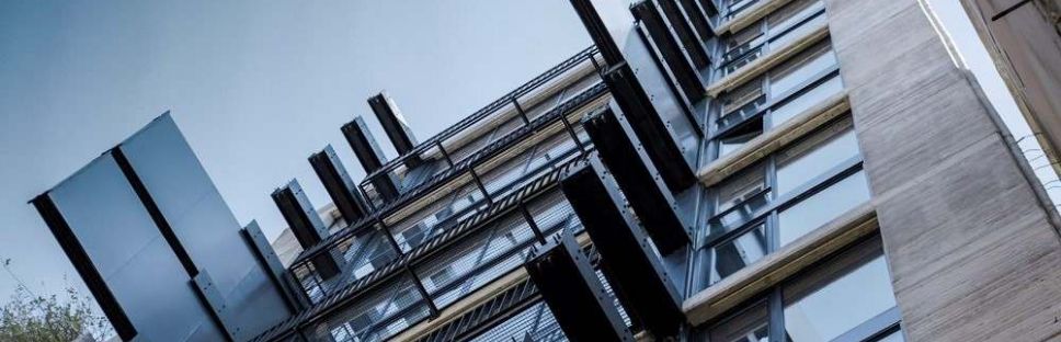 Interior flexible-fachada imprevisible: MoDuLofts, de Fouad Samara Architects Interior flexible-fachada imprevisible: MoDuLofts, de Fouad Samara Architects