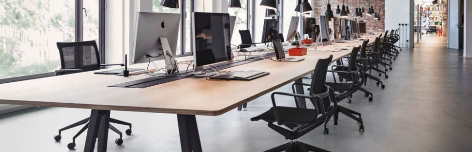 Arquitectura, diseño y mobiliario de oficina