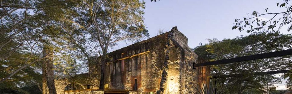"Restaurante Ixi’im ".La Rehabilitación de un antiguo almacén de sisal en México. "Restaurante Ixi’im ".La Rehabilitación de un antiguo almacén de sisal en México.