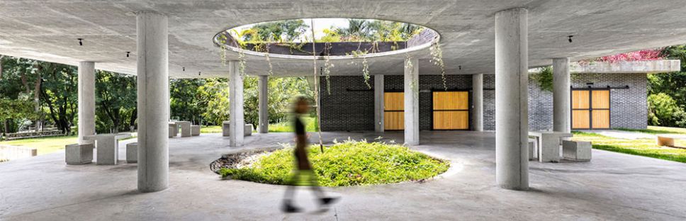 Entre la selva y el café: Centro de Desarrollo comunitario en Tapachula por LAU