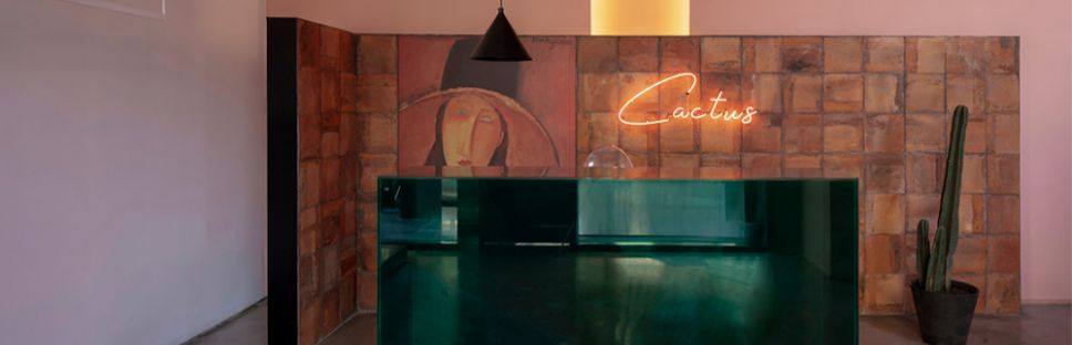 Tienda de moda CACTUS de Boundary Space Design. Arquitectura romántica y minimalismo