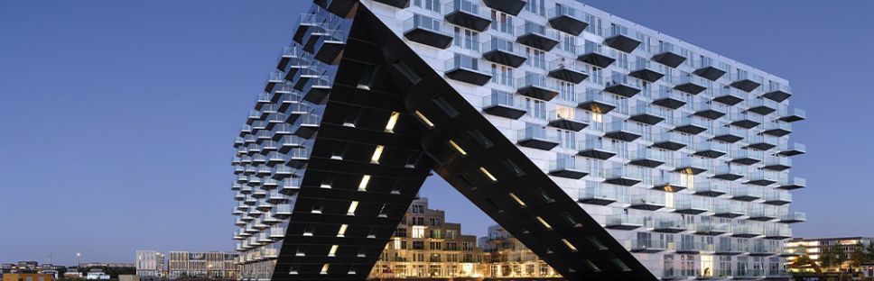 Jansen impulsa su presencia global con proyectos icónicos