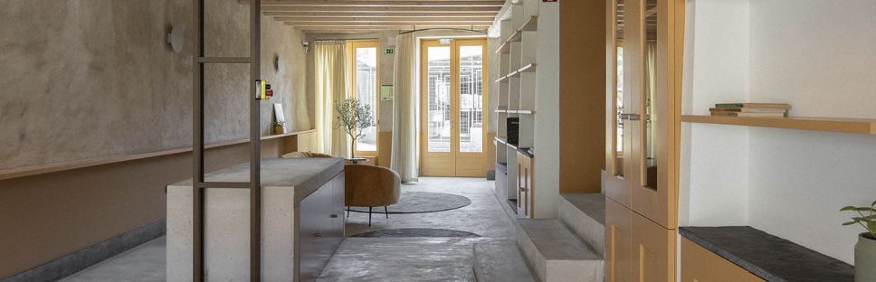 De casa burguesa a hotel contemporáneo, Na Travessa por DEPA Architects