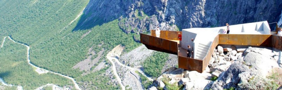 Reiulf Ramstad Architects. Centro de visitantes Trollstigen